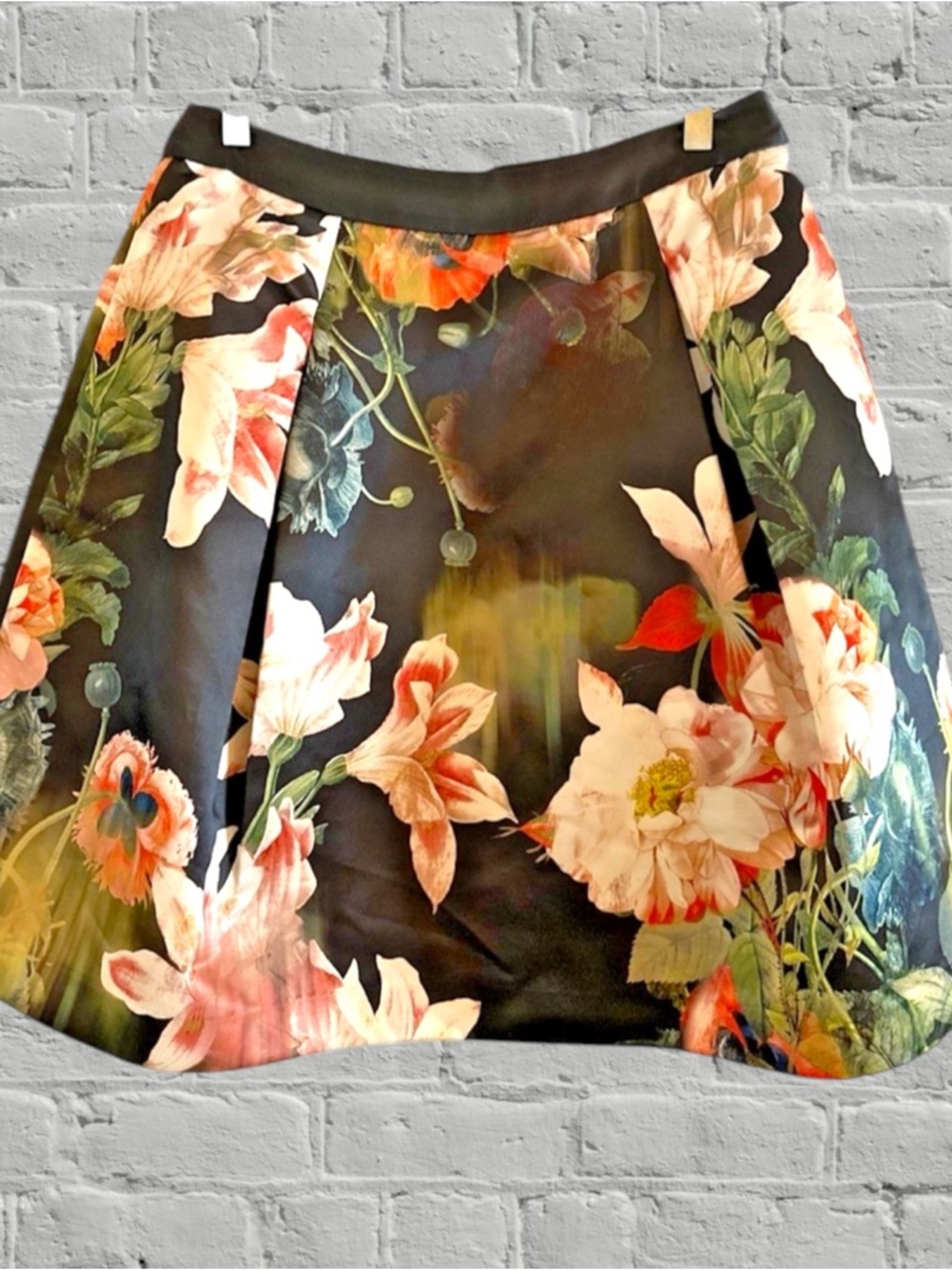 Ted Baker Women's Emmalin Skirt Black Floral Size 3=8 POCKETS